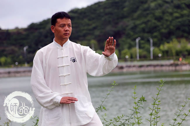 武当这么大，我该去看看 尹学员