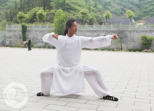 传统武当太极拳的训练阶段与方法