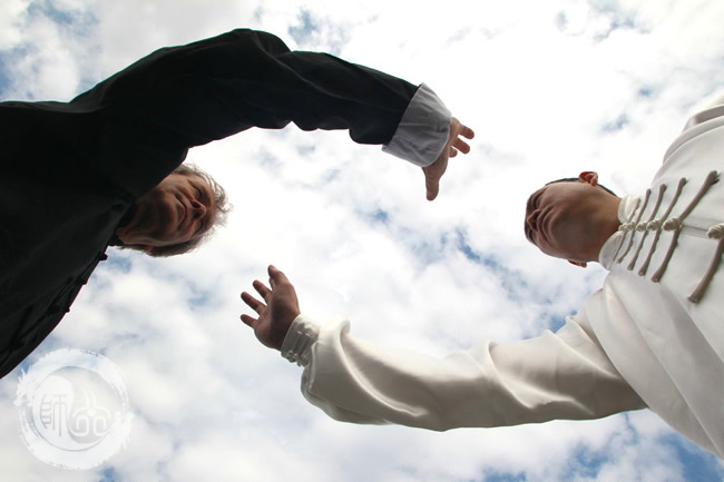 太极拳运动与太极运动同道