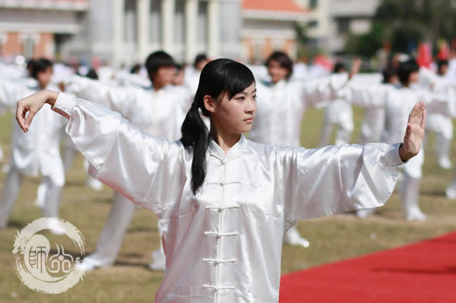 太极拳与养生谈 武当太极拳与养生谈