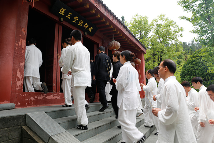 问道武当，养生师行—她今年74岁！