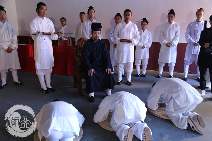 陈师行道长2017年收徒公告