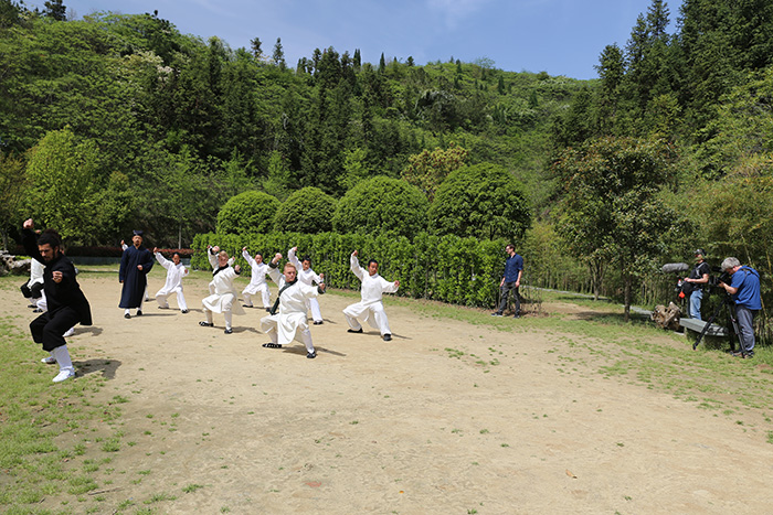 荷兰电视台专访武当太极