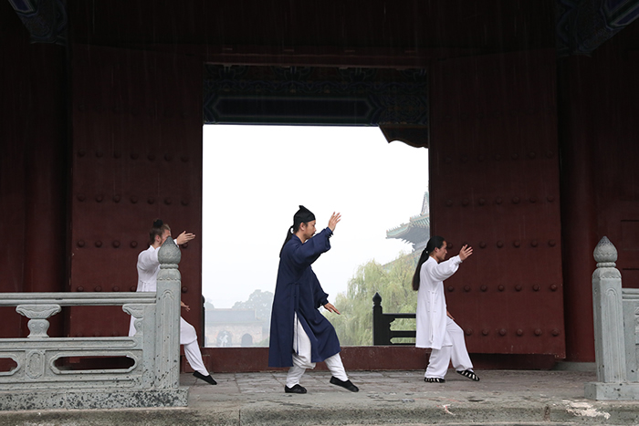 师行武馆参与央视《魅力中国城》节目拍摄