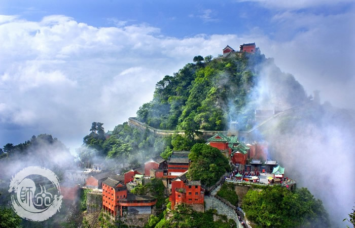 《武当方圆八百里》昨日举行首发式