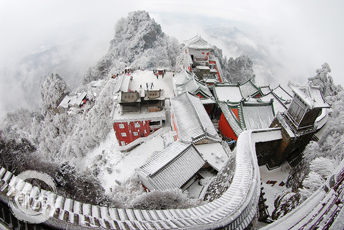 错过了盛夏,别错过武当山的秋冬