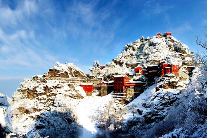 初冬时节来武当，赴一场和大自然的约会