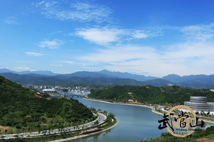 武当山:“五区”托起跨越梦