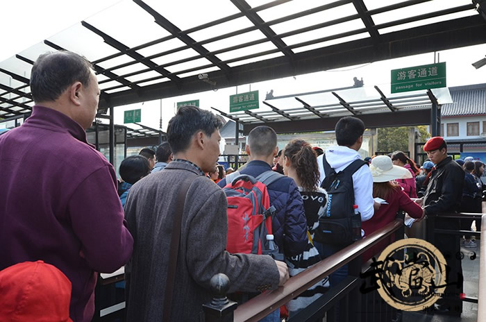 清明小长假,武当山春游火爆