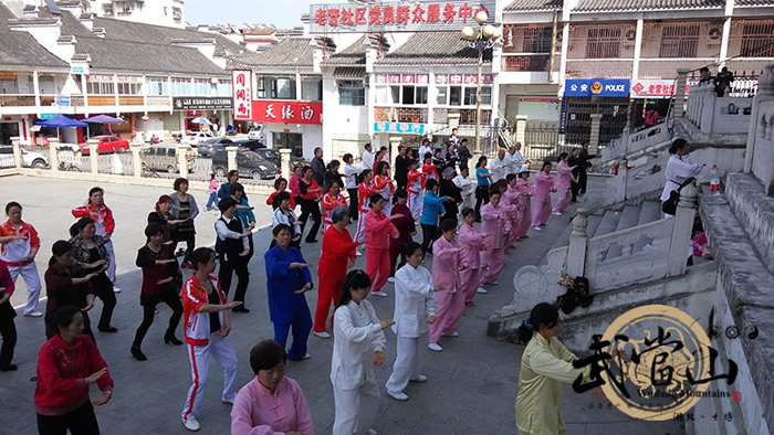 武当武术走进社区,征服韩国