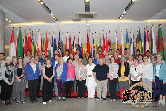 英国健身气功协会问道武当，寻访太极