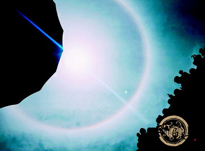 武当山景区,游客拍下的美丽日晕天象