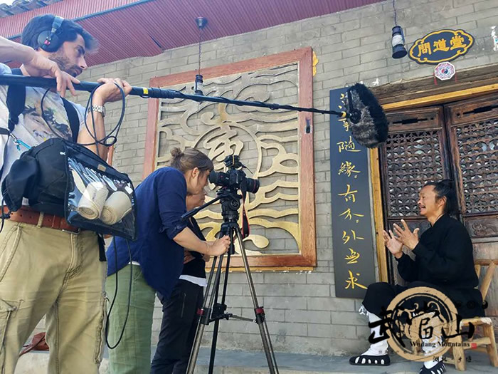 法德公共电视台赴武当山拍摄纪录片