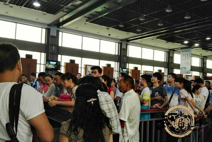 武当山端午小长假再创历史高峰