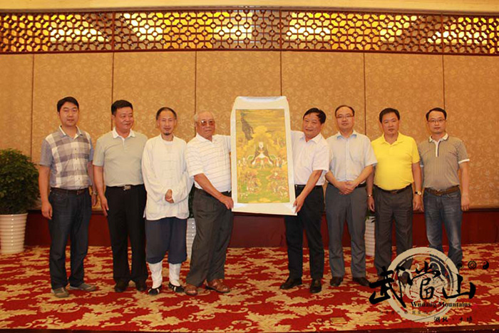 台湾苗栗县狮潭乡玉虚宫宗教交流团参访武当山