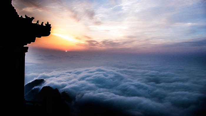 夏季旅游第一站 避暑武当山