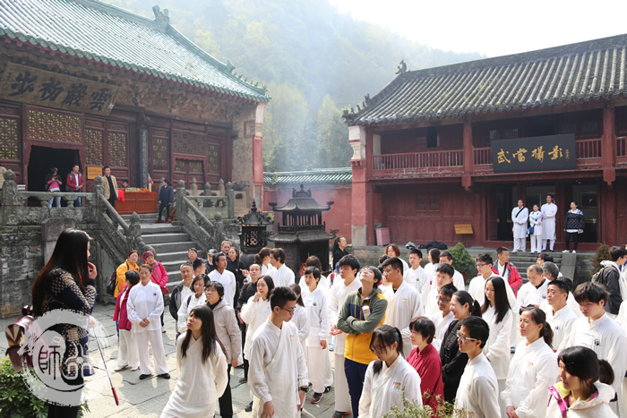 中秋、国庆假期临近 武当山景区旅游秩序井然