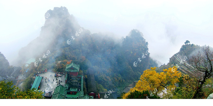 5.53万人中秋游武当