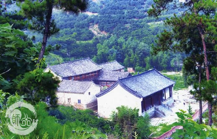 武当山冲虚庵修复工程加紧推进