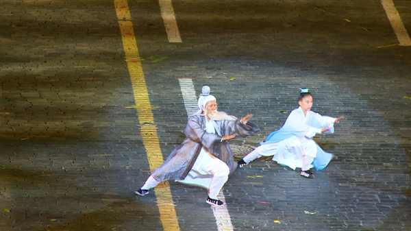 应邀参加2017俄罗斯国际军乐节 武当武术表演团惊艳红场