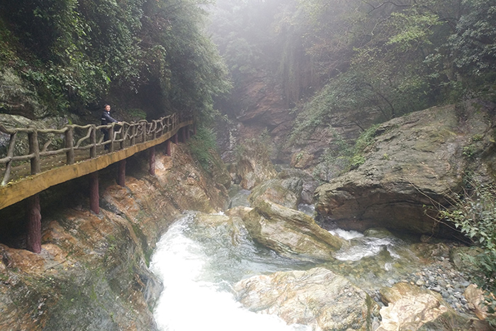 武当重现“24涧水长流”奇观