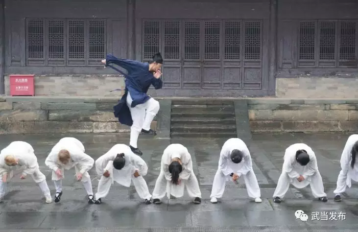 武当山今晚再登央视惊艳全国！一个月内第六次，太牛！