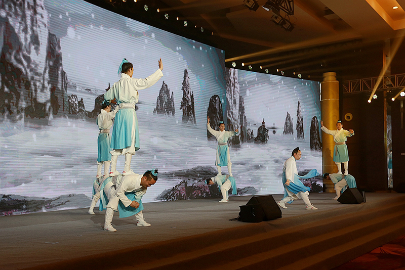 武当武术点亮《魅力中国城》第二季启动仪式 