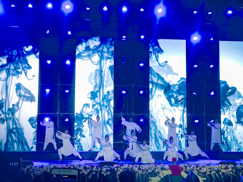 武当武术《英雄会仙山》亮相2018湖北茶道之旅开幕式