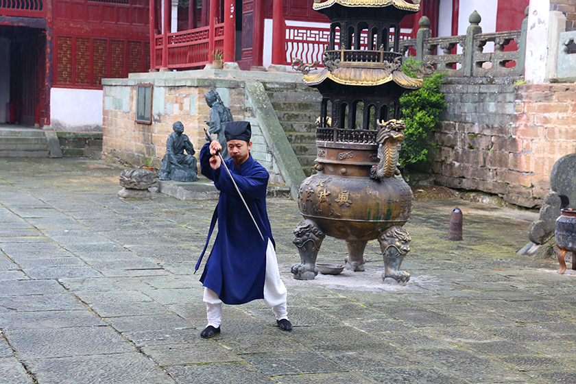 中国名山登山赛5月武当山“开跑”