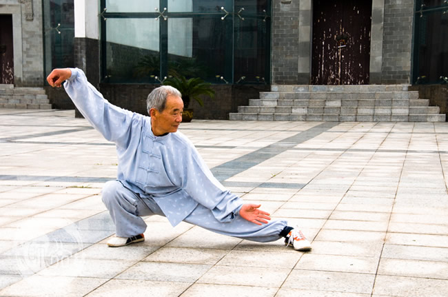 太极拳里哲学多我的健身体验 太极拳里哲学多我的健身体验