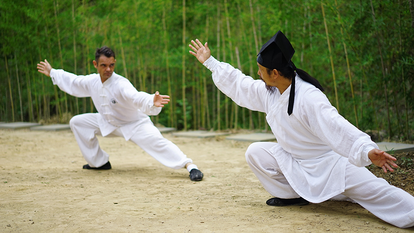 香港青年协会连续九年做客师行武馆?