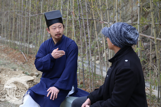 师行道长接受泰国电视台专访