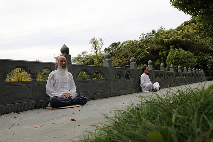 师行武馆的隐仙者：从疾病缠身到仙风道骨，他用了7年！