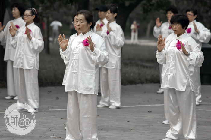 气功排聚炼养的修炼方法