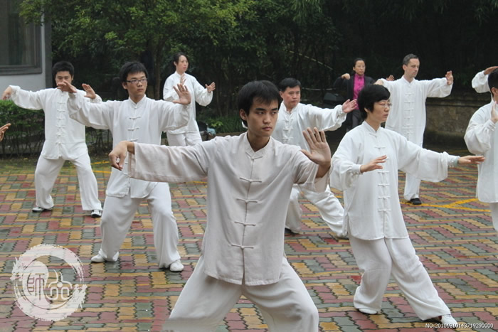 错练太极拳易造成“三伤”