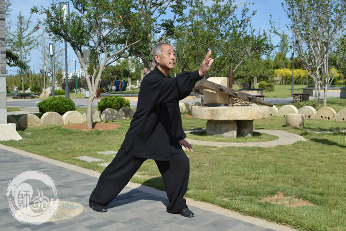 老人练太极拳的禁忌